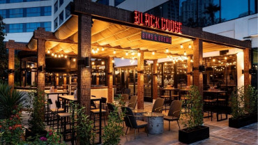 Catch the Match at Black Goose Buns & Brews, Sheraton JBR